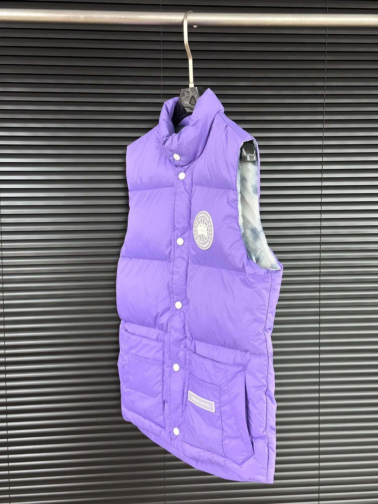 P400 【𝗖𝗮𝗻𝗮𝗱𝗮𝗴𝗼𝗼𝘀𝗲】/Canada Goose/White Label Glacier Down Vest/Purple